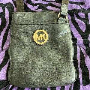 Pre loved crossbody Michael Kors